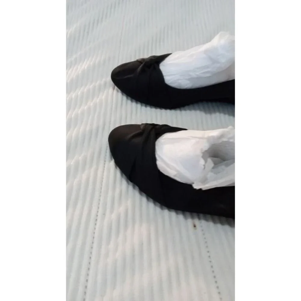 Bandolino Women’s Slip‑On Shoes – Elegant Black – Size 10..